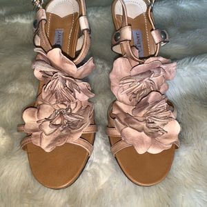 Janet and Janet brown leather heels